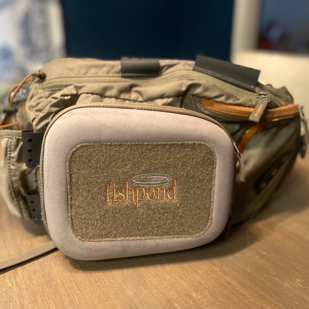 Fishpond Summit Sling